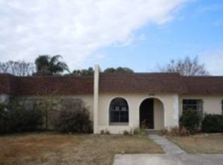 9986 83rd St N, Seminole, FL 33777