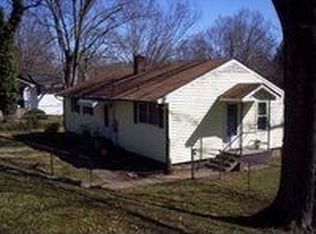 110 Pembroke Rd, Oak Ridge, TN 37830