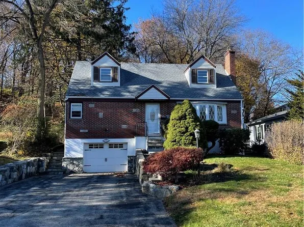 116 Parkview Place, Mount Kisco, NY 10549