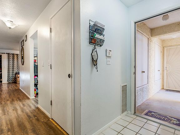 5th image of 805 Country Club Dr SE APT 1G