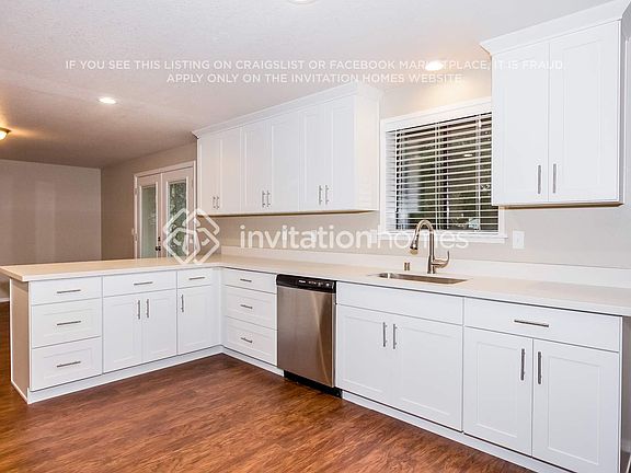 5th image of 2904 32nd Avenue Ct SE