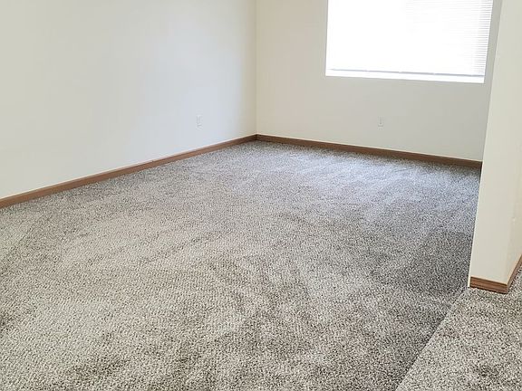 3rd image of 1105 N Western Ave APT A
