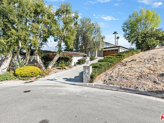 2nd image of 4890 La Montana Cir