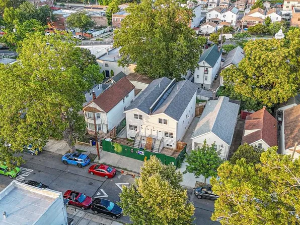 334 Underhill Avenue image 27 of 31