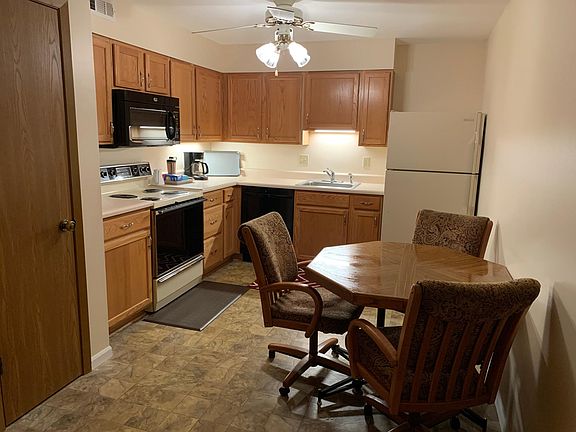 Eat in kitchen. Fully equipped lg & sm appliances, pots/pans/bakeware, dishes, cutlery, knives.