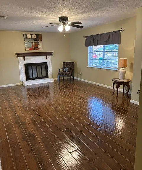 504 Ramsey Ave — Photo 4