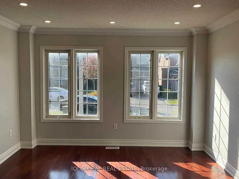 29 Nobbs Dr — Photo 4