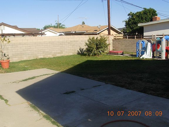5th image of 7931 Crowndale Ave