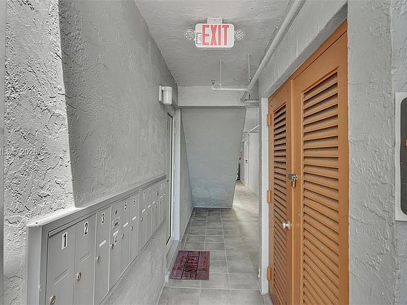 3rd image of 2623 NW 24th St APT 7