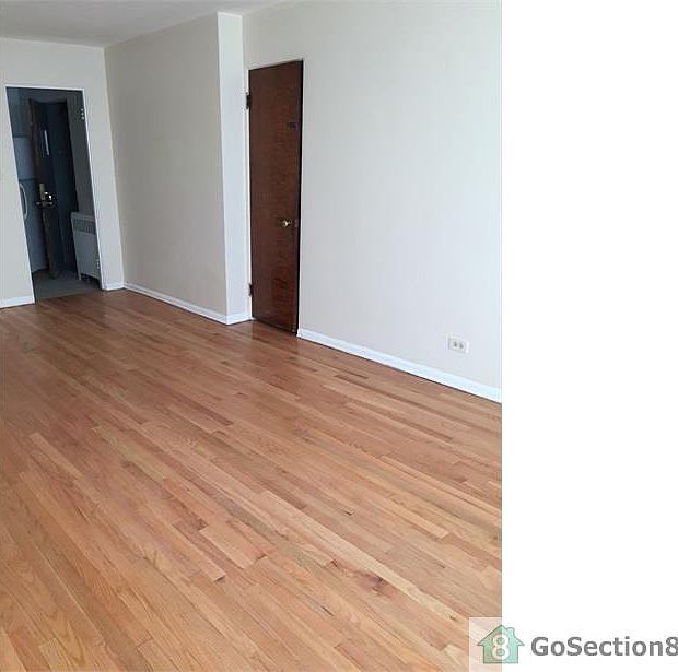 1st image of 6335 N Albany Ave APT 3