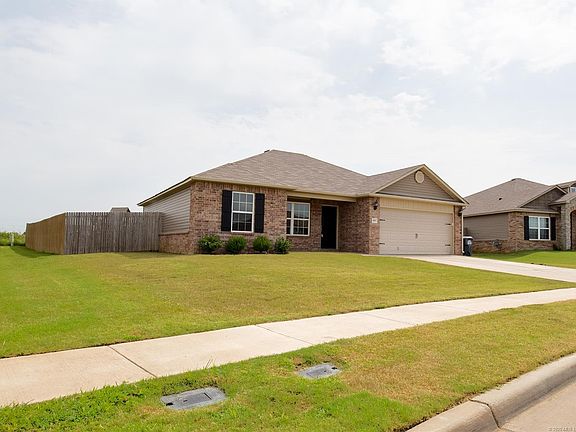 3rd image of 14865 S Hickory Pl
