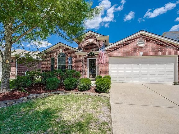 3rd image of 14614 Mills Park Ln