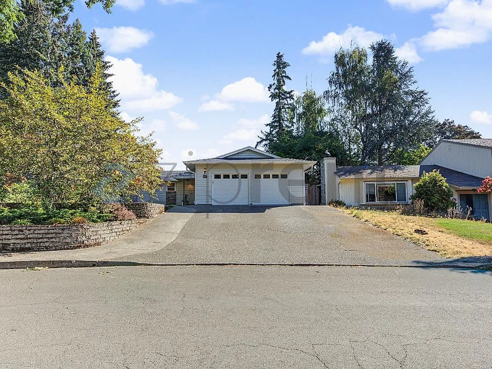 4511 NE 25th Ct
