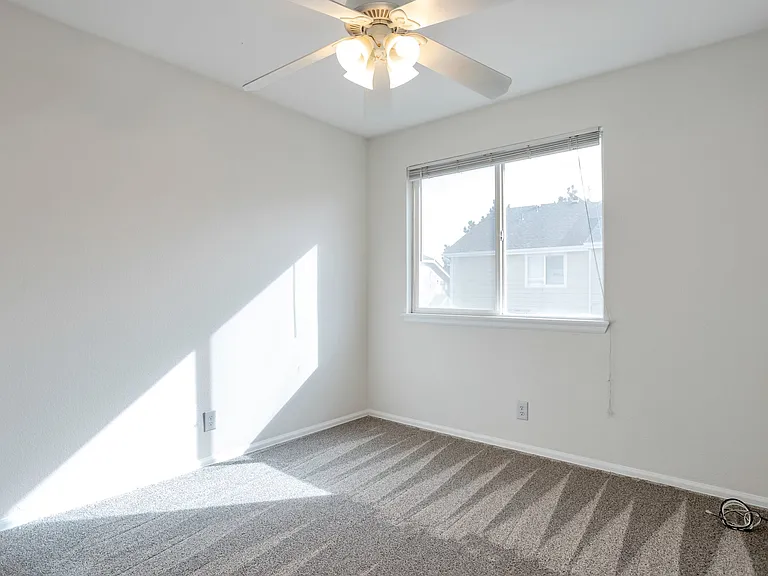 1254 S Zeno Way #E — Photo 19