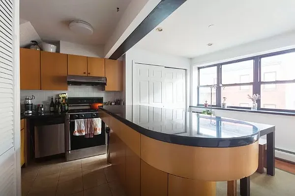 Rented by Koerner & Associates | media 11