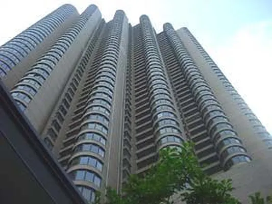 Rented by R New York | media 10