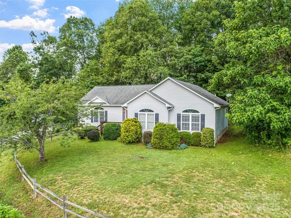 161 Blue Rock Rd, Burnsville, NC 28714