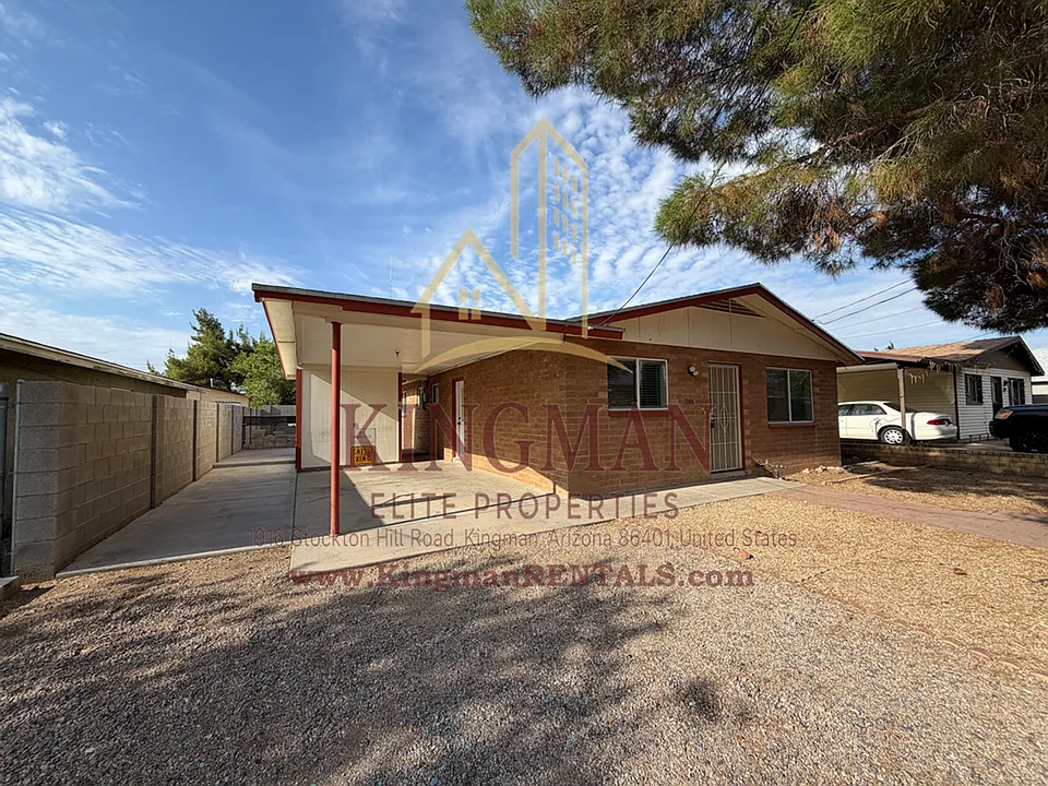 1966 Chicago Ave