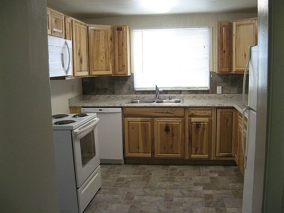 2nd image of 1973 Hymer Ave