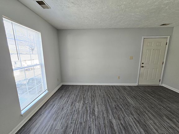 5th image of 1704 Stallings Ave #1704STALLINGSAVE-4