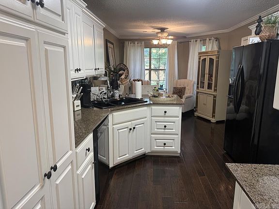 5th image of 707 Indian Bay Dr
