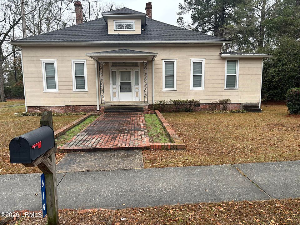 1st image of 619 Bridge St