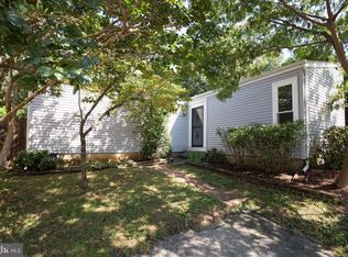 7204 Lavender Ln, Springfield, VA 22150