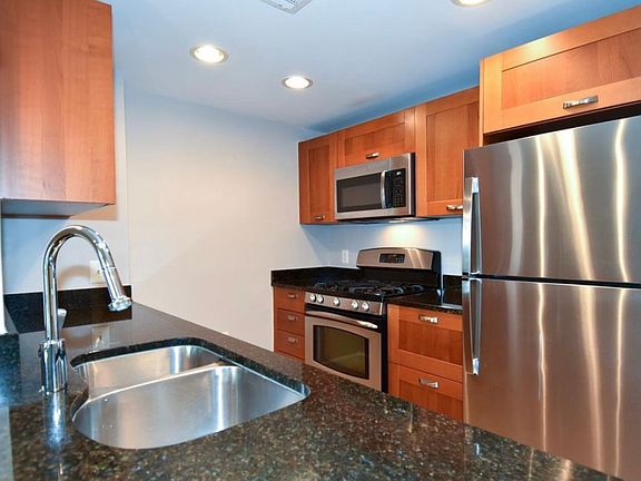 3rd image of 2451 Midtown Ave APT 1116