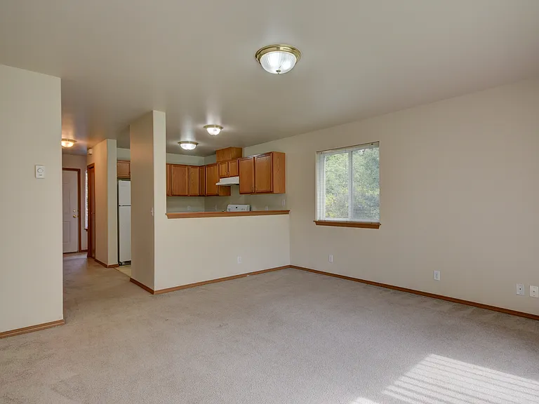 0967-1480 NW Falls Creek Loop — Photo 4