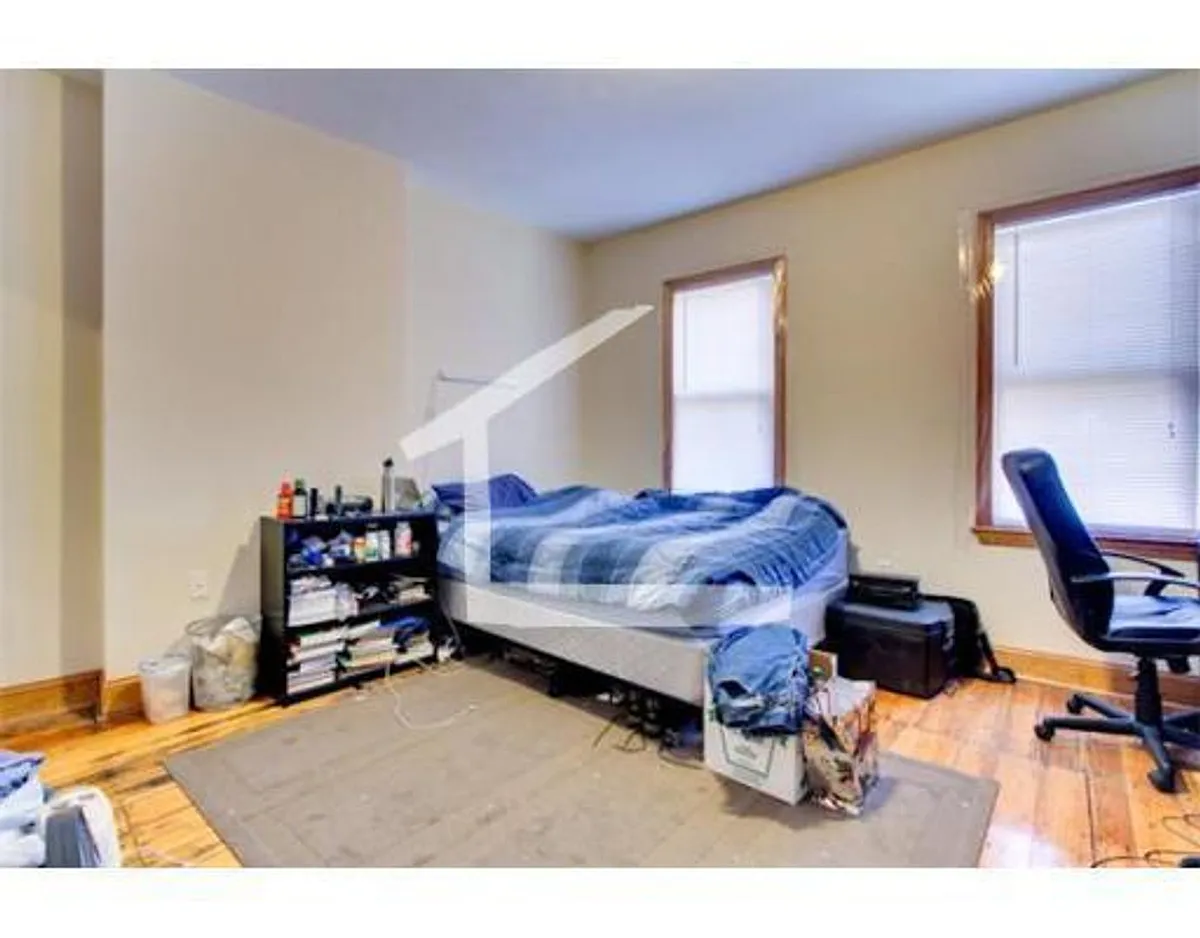 Building Photo - 9 Sewall St #4