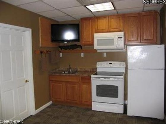 4th image of 14319 Madison Ave