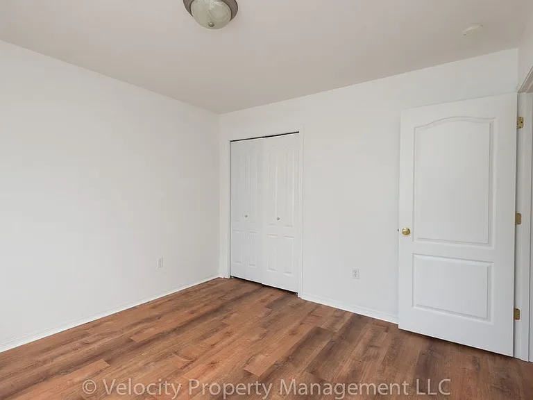 2505 NE 7th Ln — Photo 8