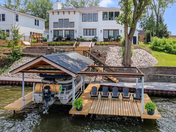 4697 E Elmer Girtz Dr, Monticello, IN 47960