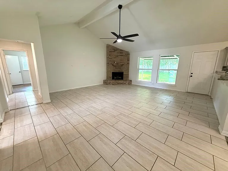 646 Fair Oak Dr — Photo 10