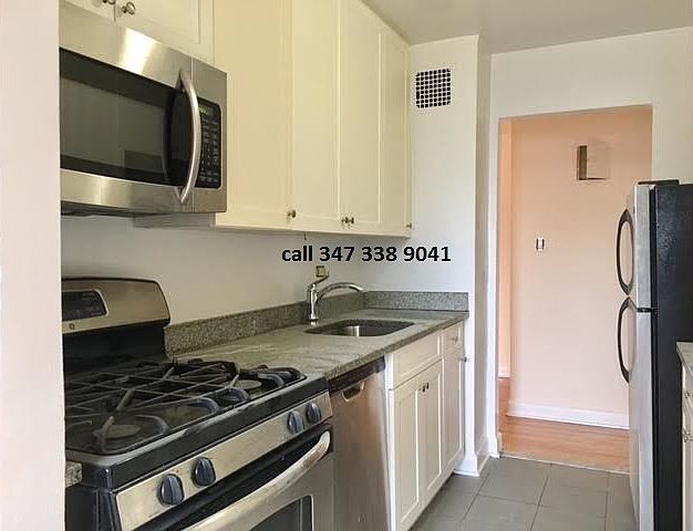1st image of 13725 45th Ave #4SH