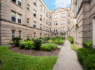 Ivy Villas, Chicago, IL 60637