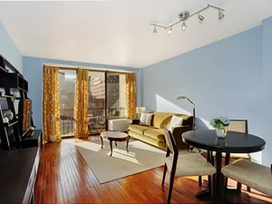 Sold by Citi Habitats | media 21