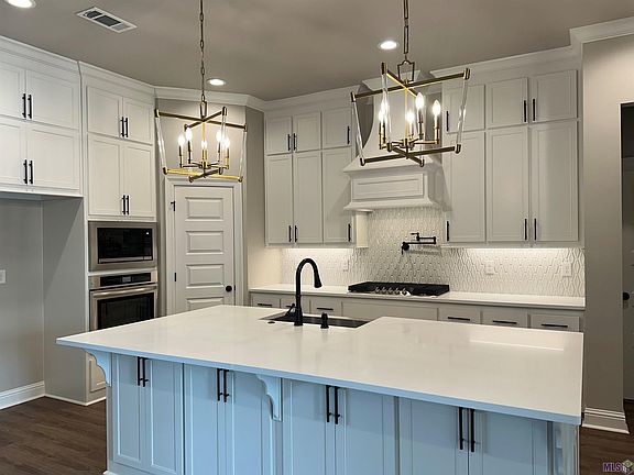 3rd image of 36286 Belle Crique Ave