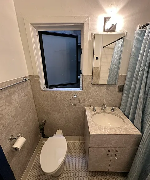 3109 W 6th St #8 — Photo 7