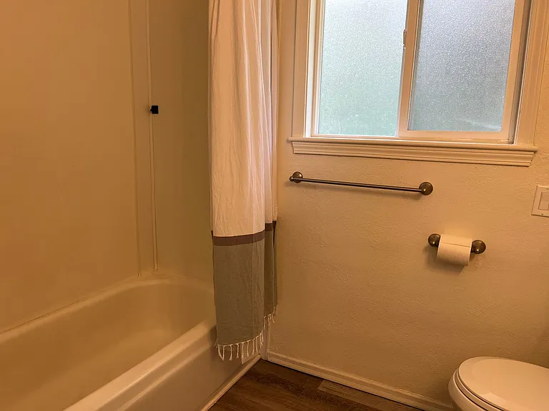 4397-4399 W Rose Hill Ct — Photo 12