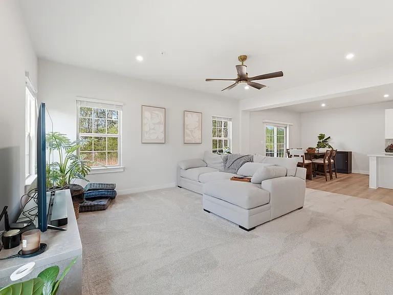 14904 Earl Mitchell Ave — Photo 6