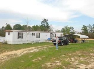 189 Tiger Lily Ln E, Defuniak Springs, FL 32433