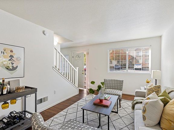 2nd image of 803 Daniels Avenue