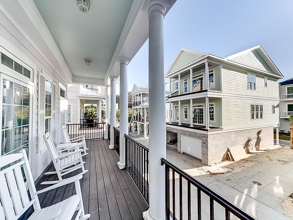 Upper and Lower Porches