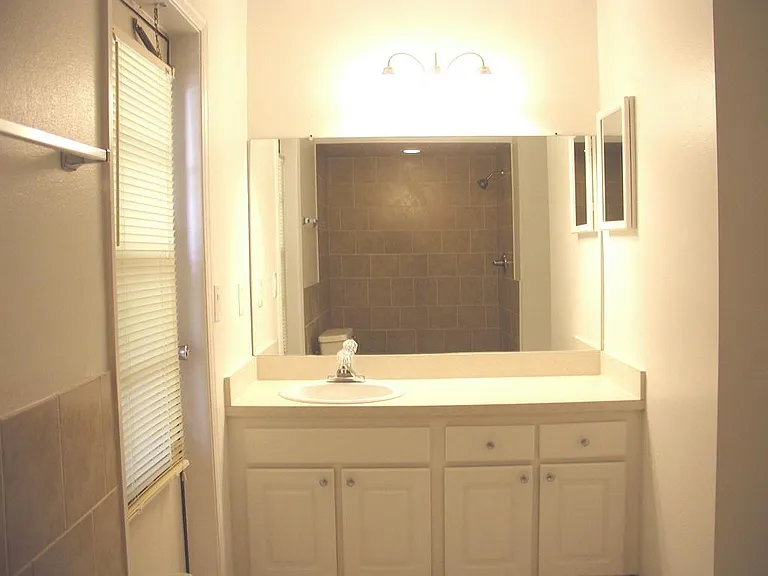 3812 Pinedale St — Photo 5