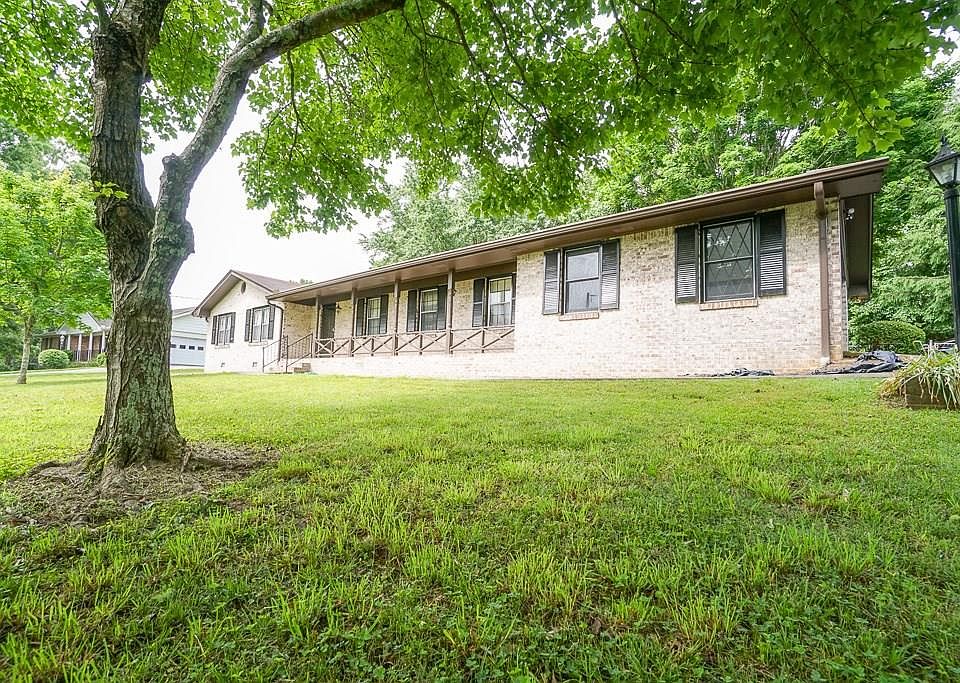 1st image of 2857 Alamo Pl