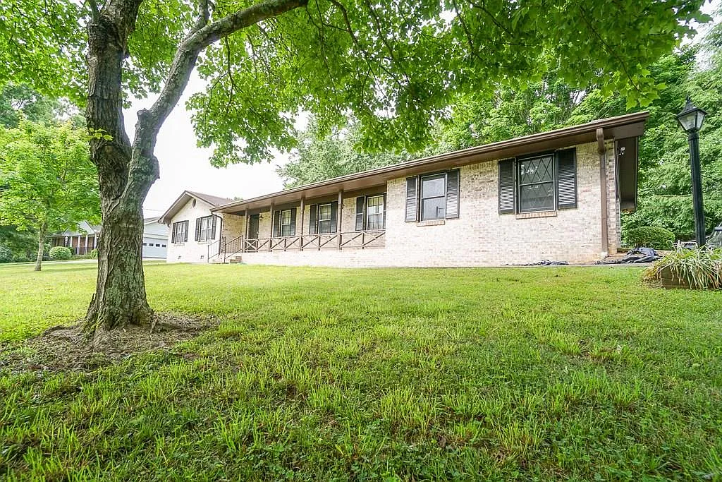 2857 Alamo Pl photo 1