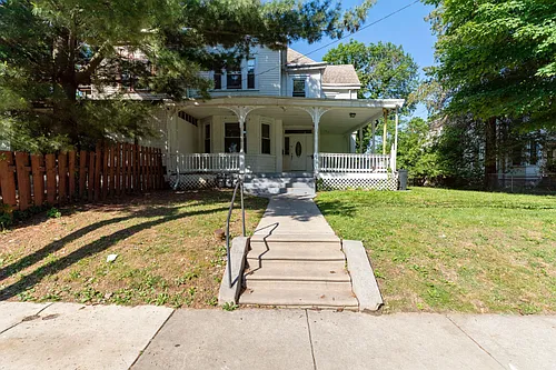 1 Sharon Ave #A Photo 1
