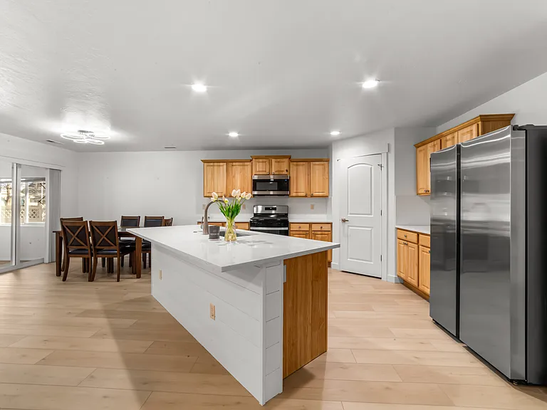 548 N Ripplerock Pl — Photo 6