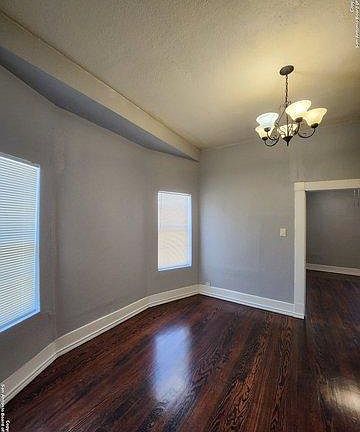 5th image of 128 Park Ct